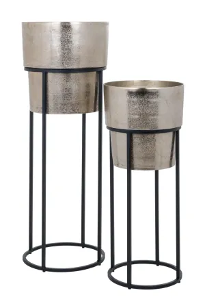 Black Metal Base Aluminum Planter Set (2) | OROA Lowen