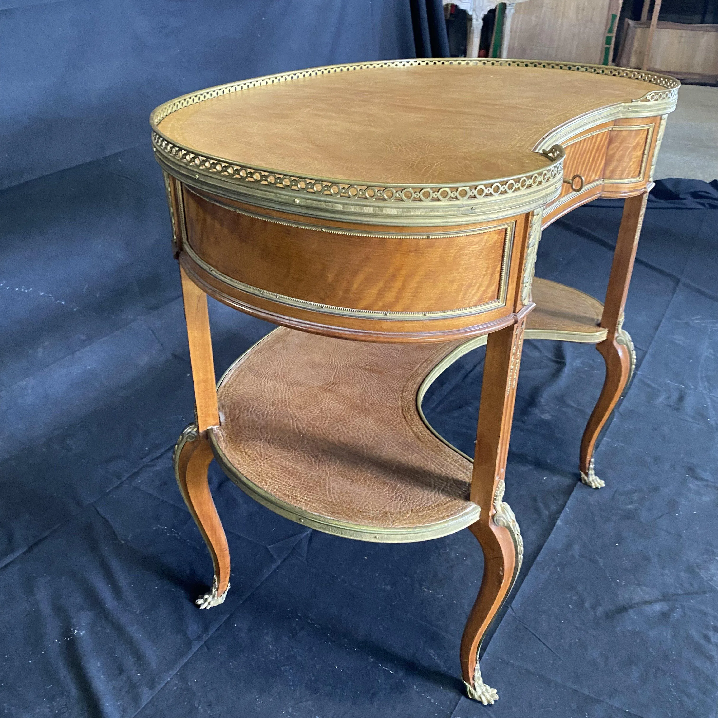 French Burled Walnut 19th Century Louis XV Kidney Shaped Desk with Bronze Fretwork and Original Tooled Leather Tops