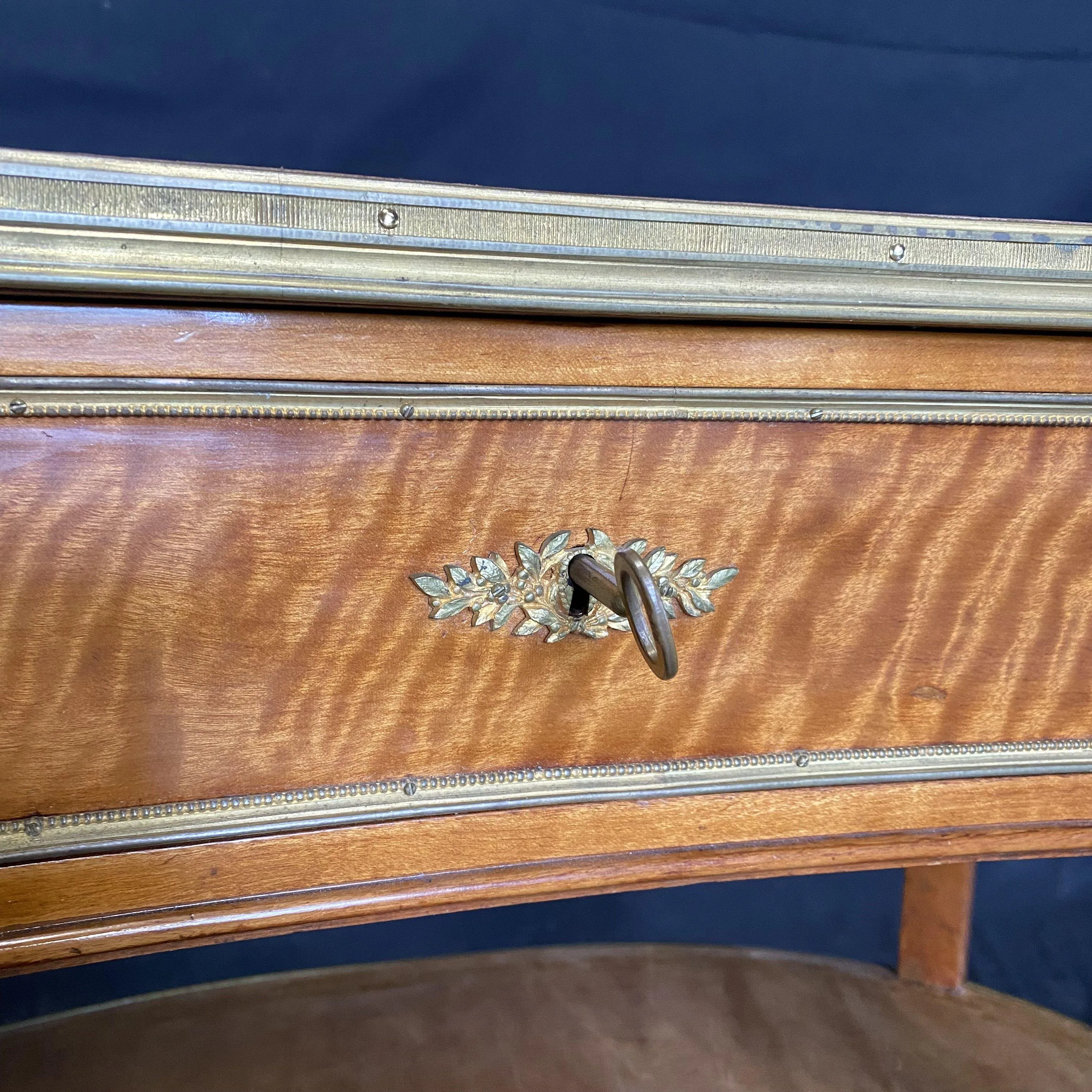 French Burled Walnut 19th Century Louis XV Kidney Shaped Desk with Bronze Fretwork and Original Tooled Leather Tops