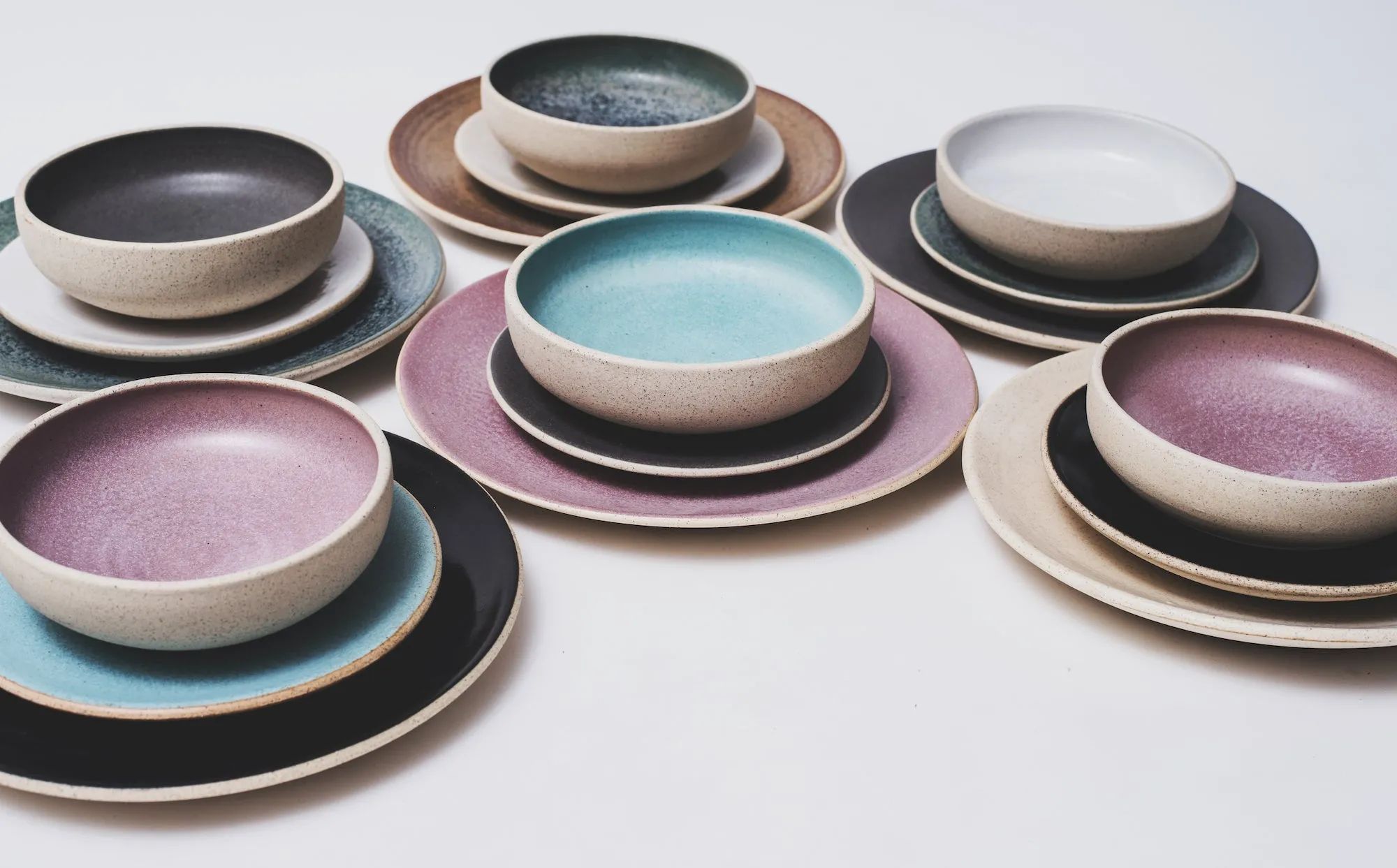 Luna Handmade Ceramic Dinnerware - Gray