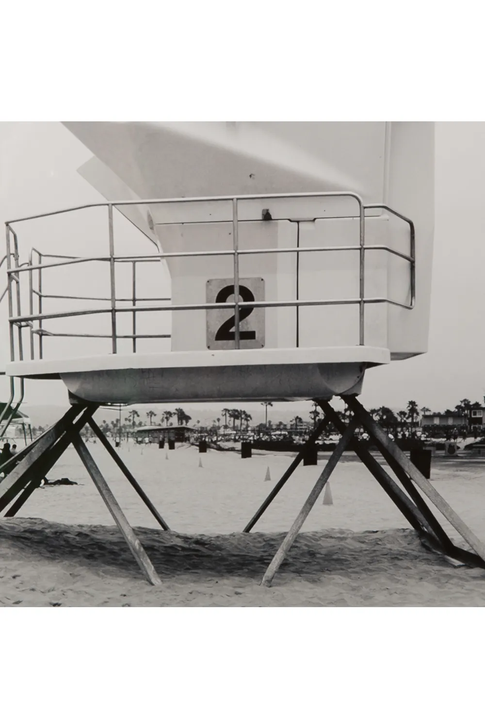 Monochrome Photographic Artwork | Andrew Martin Lifeguard Station