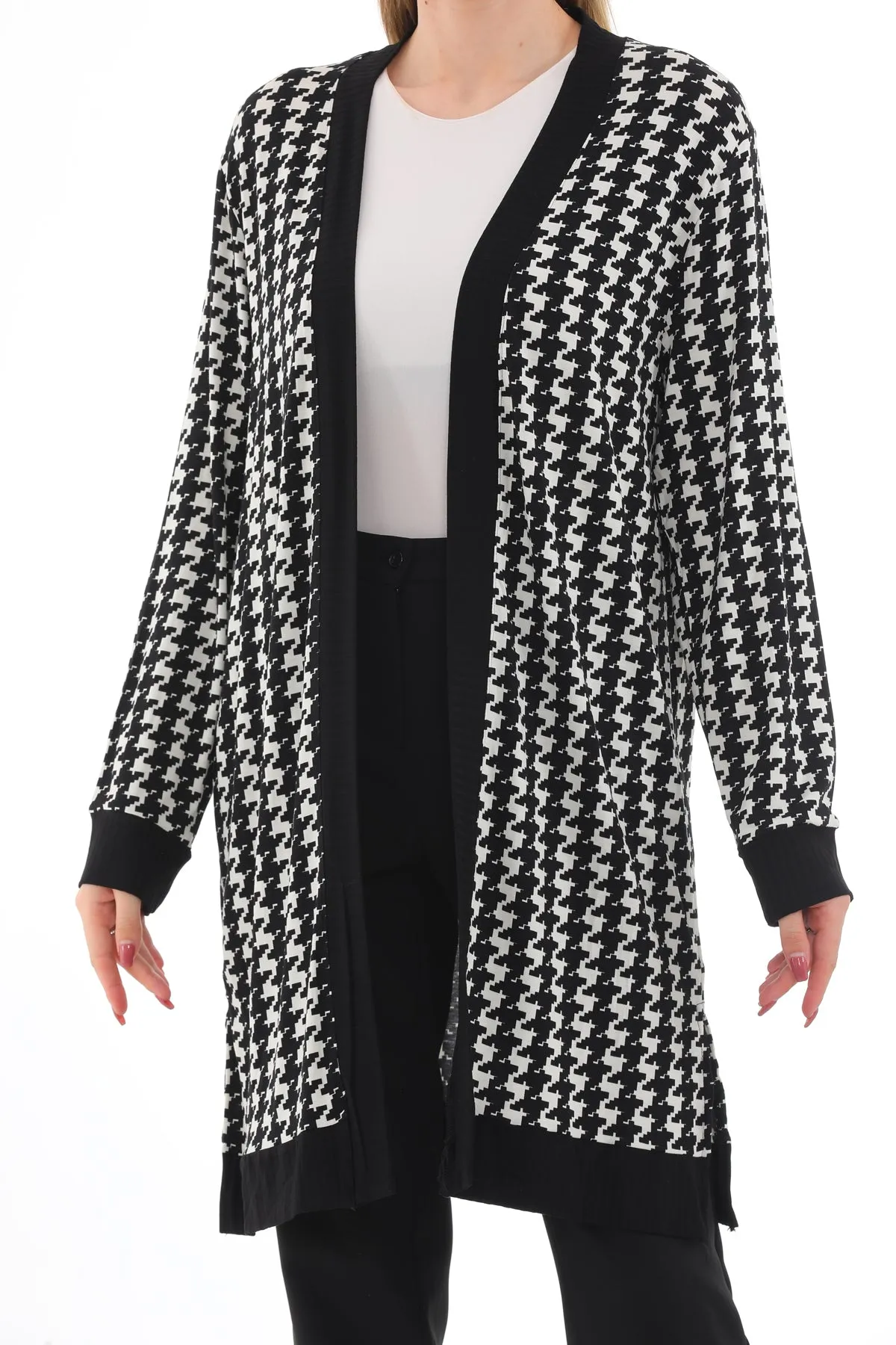 N&C 52833 Cardigan Black&White