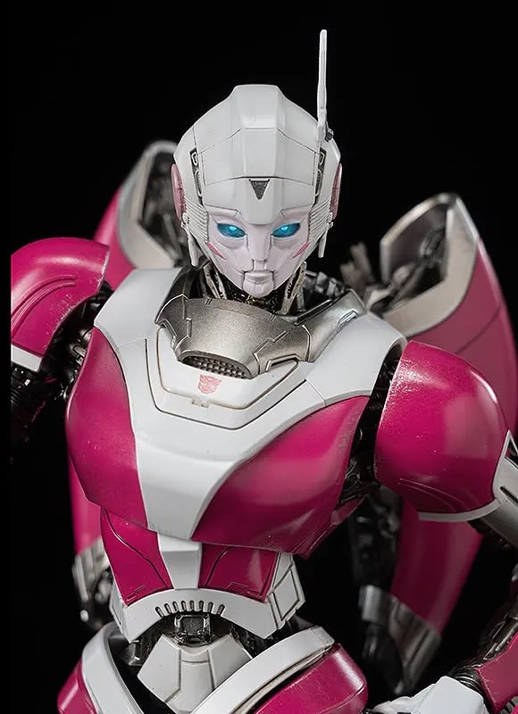 "Bumblebee" DLX Arcee