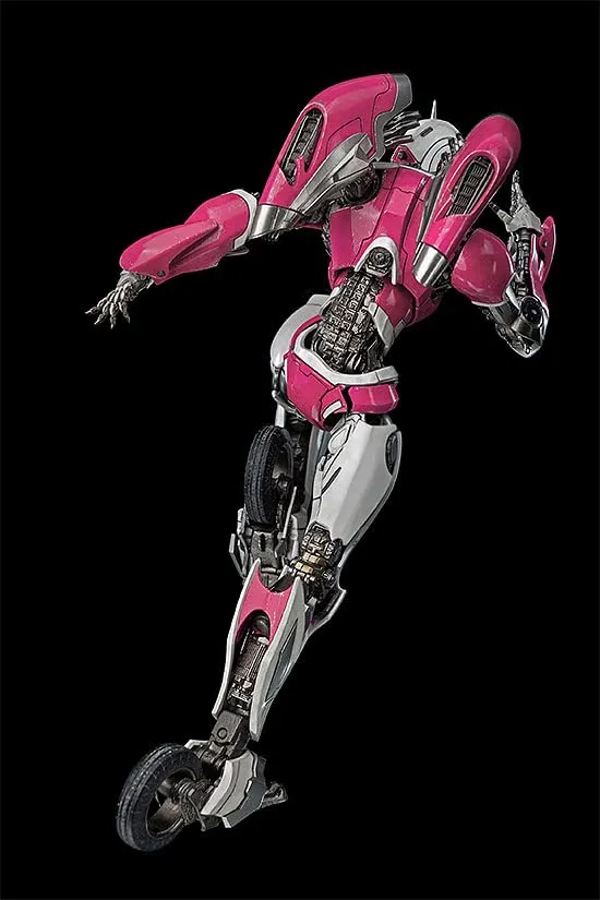 "Bumblebee" DLX Arcee