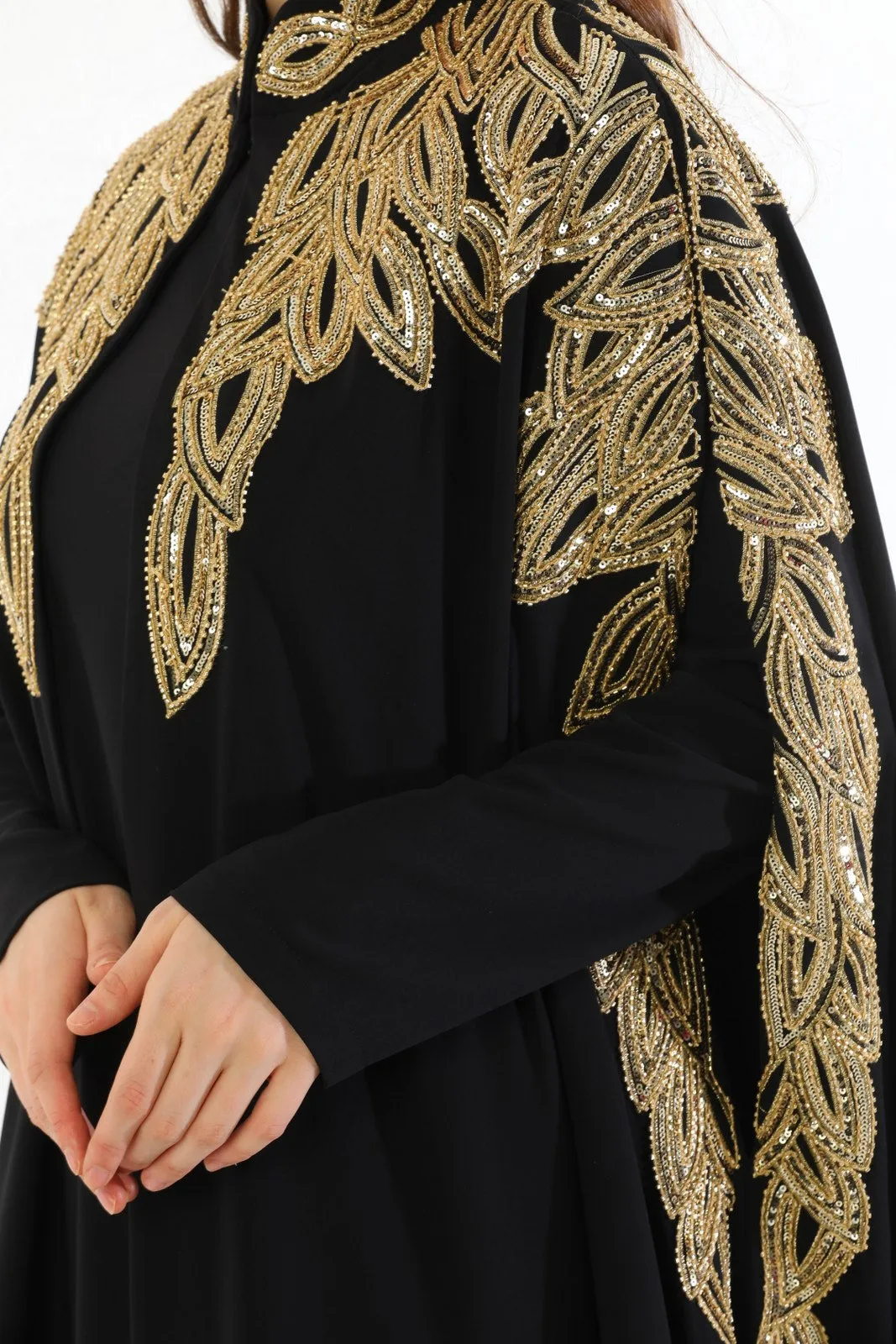 W&C Aviva Abaya Black